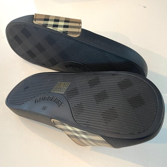 Burberry Woman's Furley Rubber Slide Sandal Shoes, Multiple Sizes - Picture 6 of 10